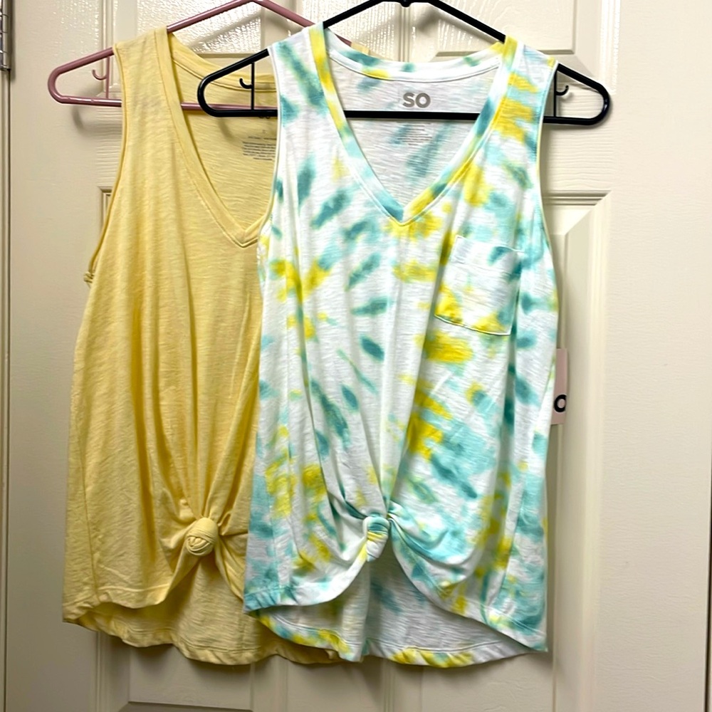NEW So Set of 2 Vneck Sleeveless front knotted tank tops size Small yellow